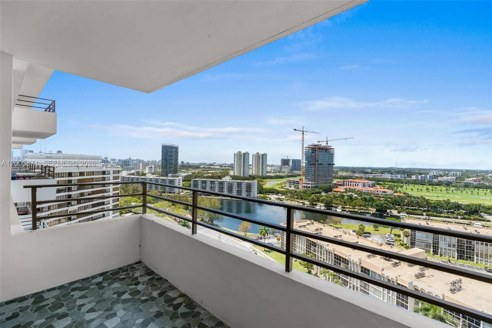 600 Three Islands Blvd # 1707, Hallandale Beach FL 33009