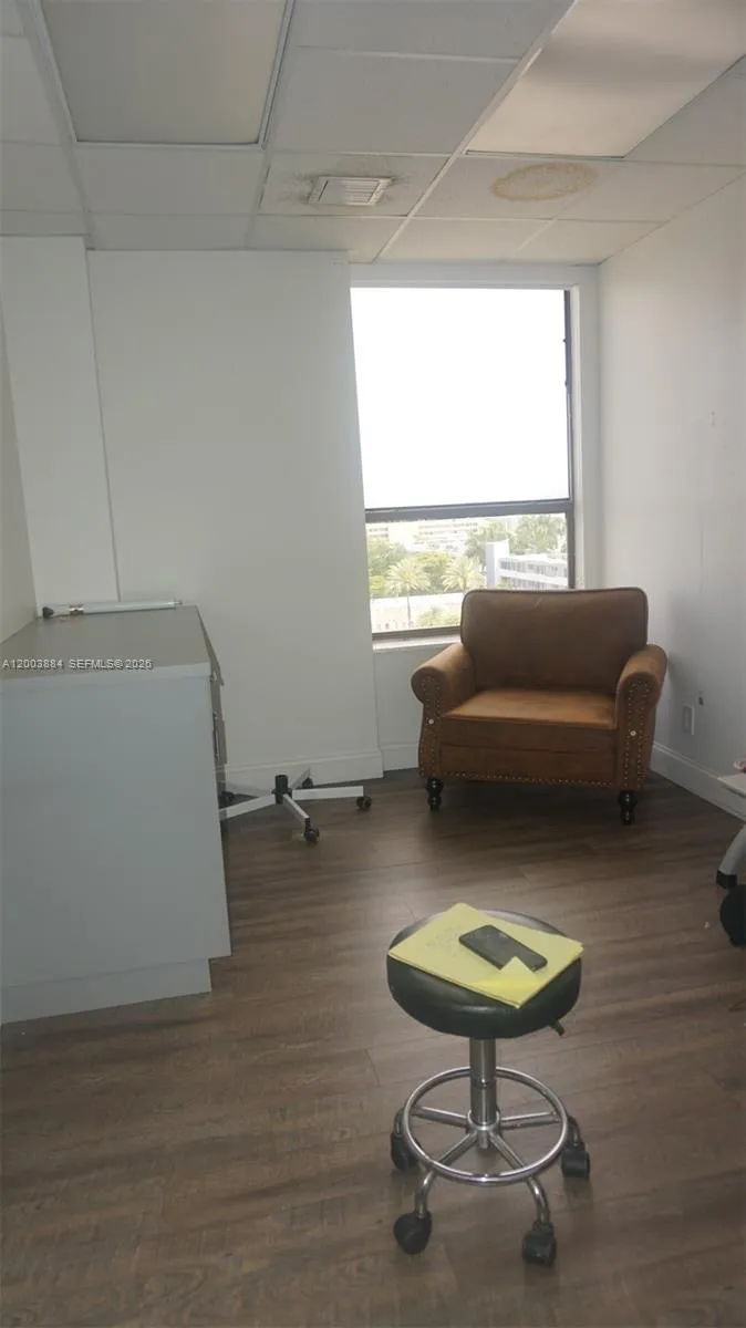 1250 E Hallandale Beach Blvd, Hallandale Beach FL 33009