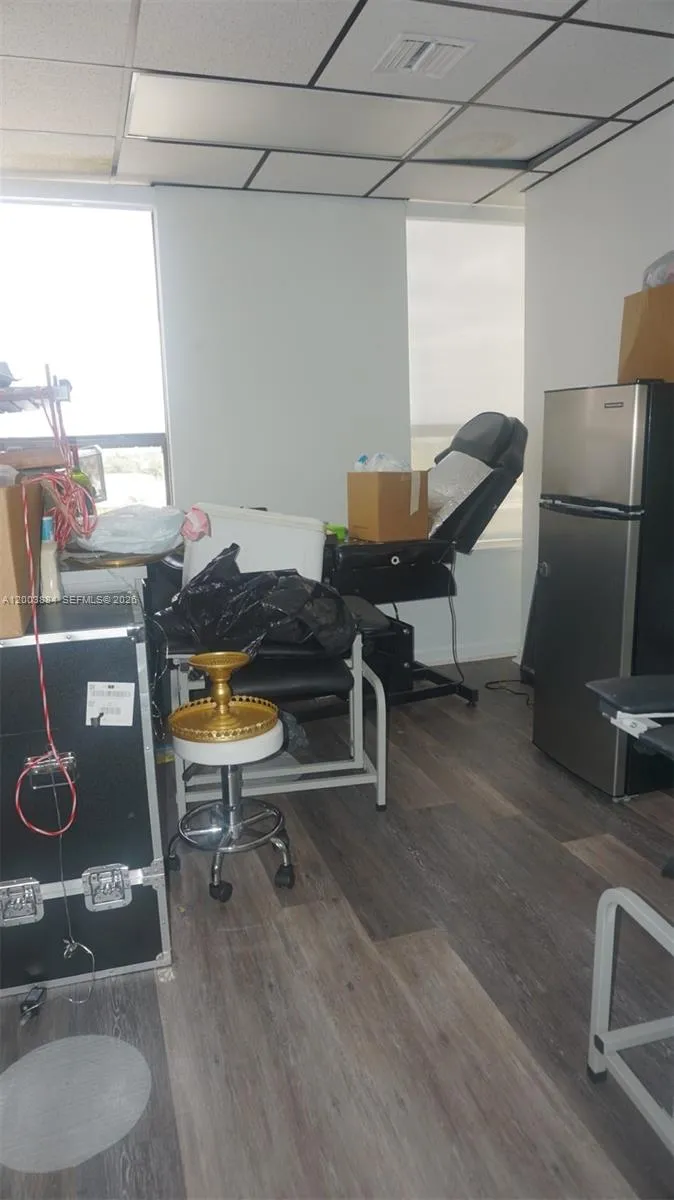 1250 E Hallandale Beach Blvd, Hallandale Beach FL 33009