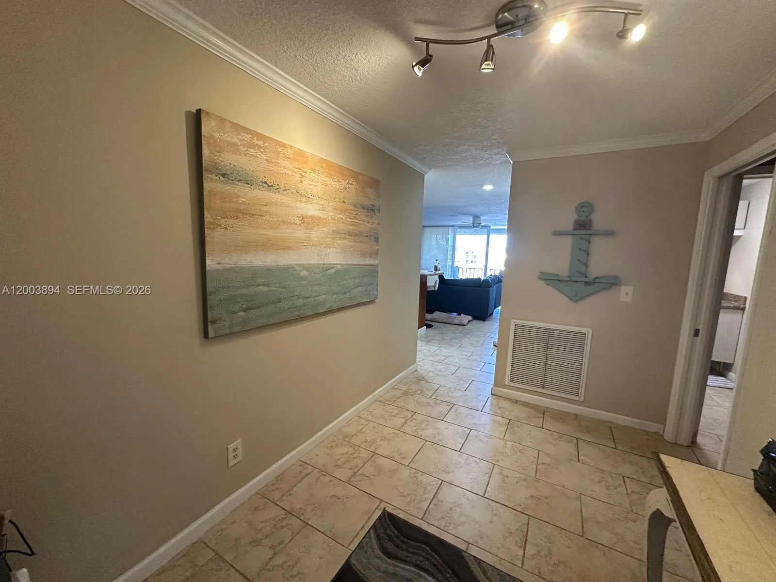801 Palm Trl # 10, Delray Beach FL 33483