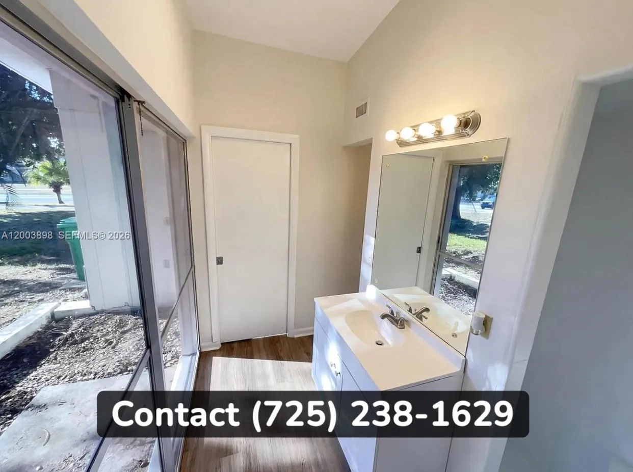 28442 SW 141st Pl, Homestead FL 33033