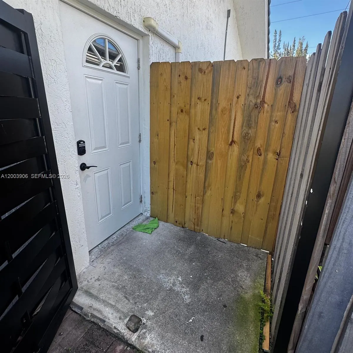 15761 SW 42nd Ter # 1, Miami FL 33185