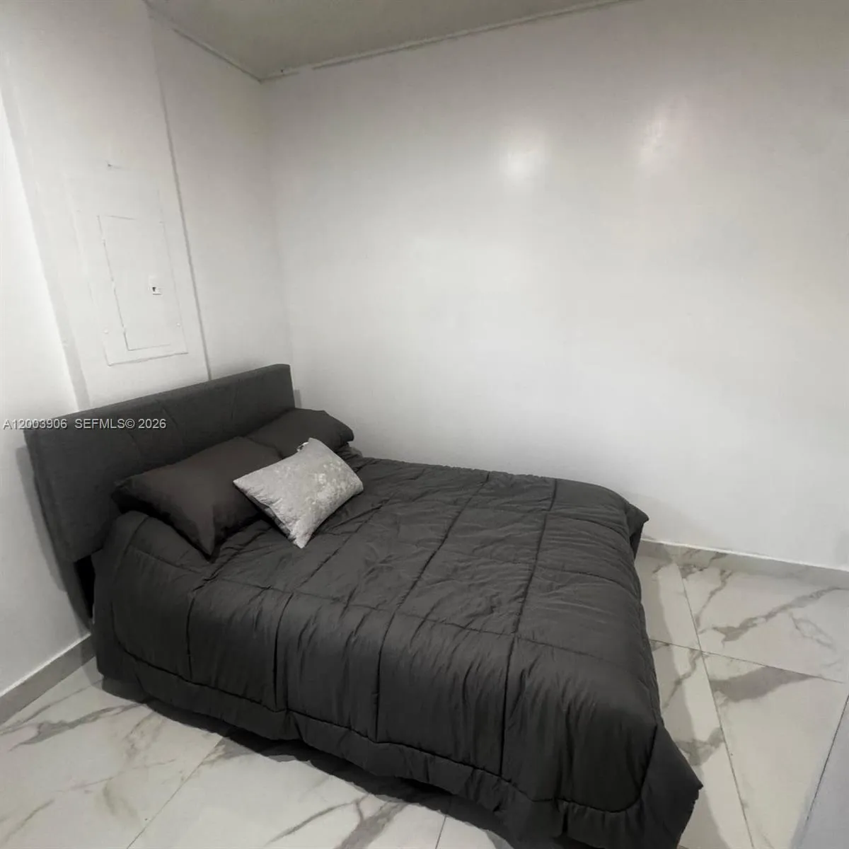 15761 SW 42nd Ter # 1, Miami FL 33185