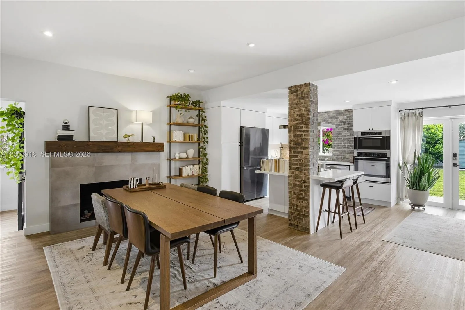 565 South Dr, Miami Springs FL 33166