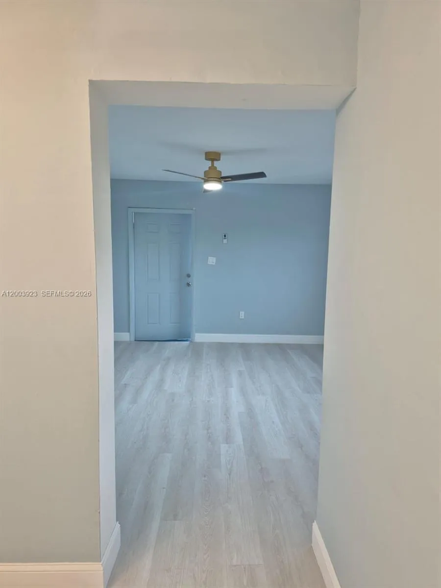 1231 NW 101st St # 2, Miami FL 33147