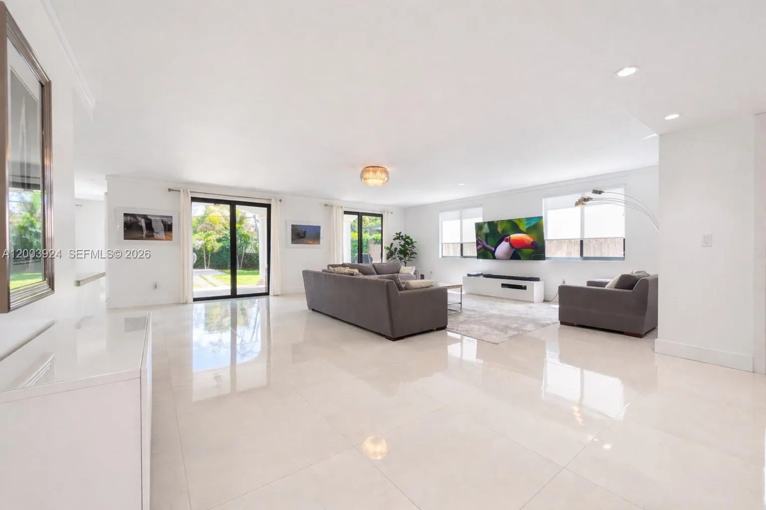 471 SW 30th Rd, Miami FL 33129