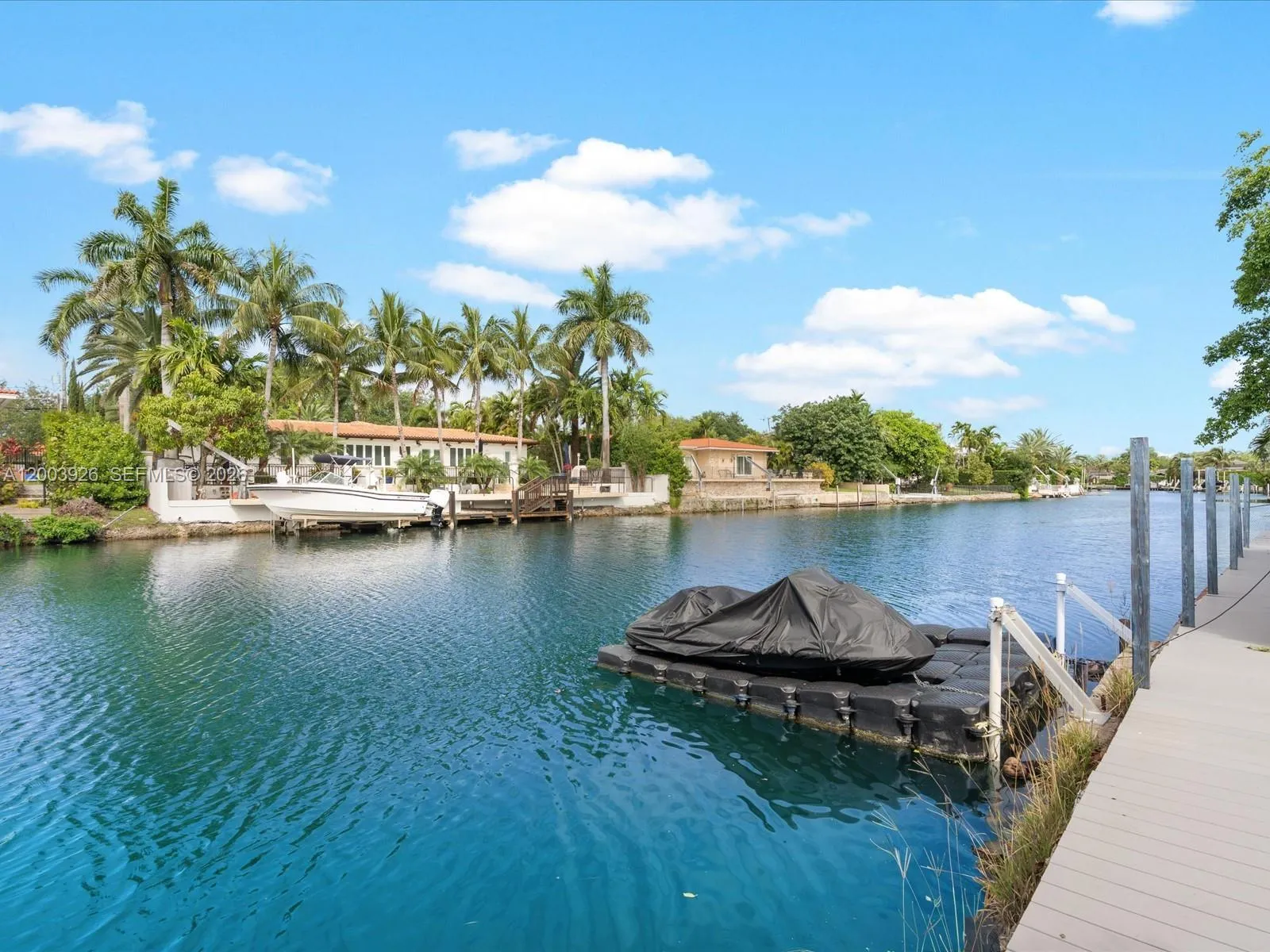 5000 Riviera Dr, Coral Gables FL 33146