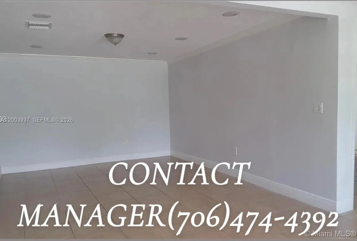 9940 Dominican Dr, Cutler Bay FL 33189