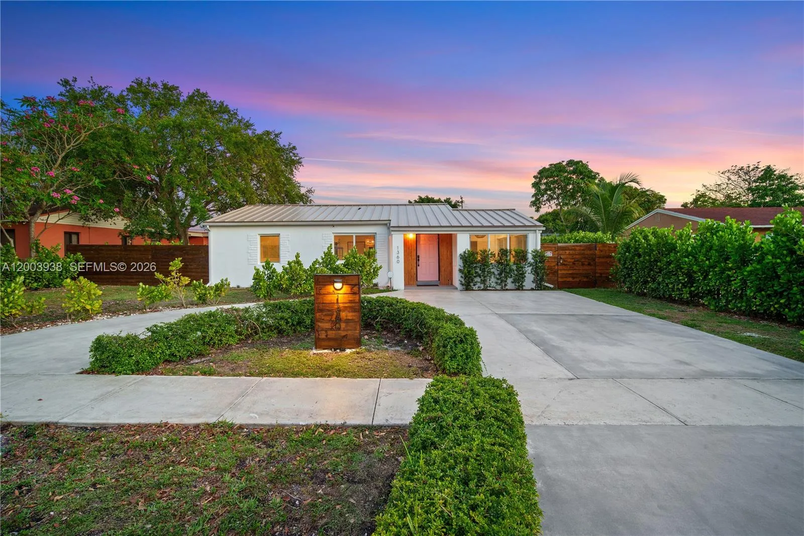 1360 NE 138th St, North Miami FL 33161