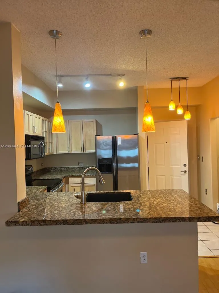 533 NE 3rd Ave # 238, Fort Lauderdale FL 33301