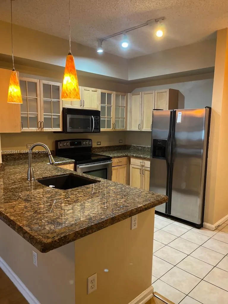 533 NE 3rd Ave # 238, Fort Lauderdale FL 33301