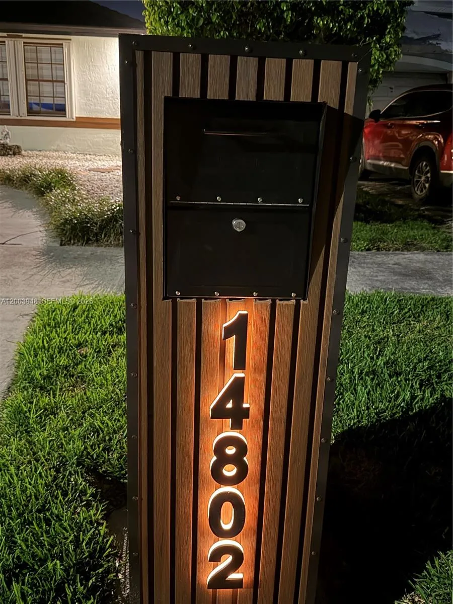 14802 SW 176th Ter, Miami FL 33187