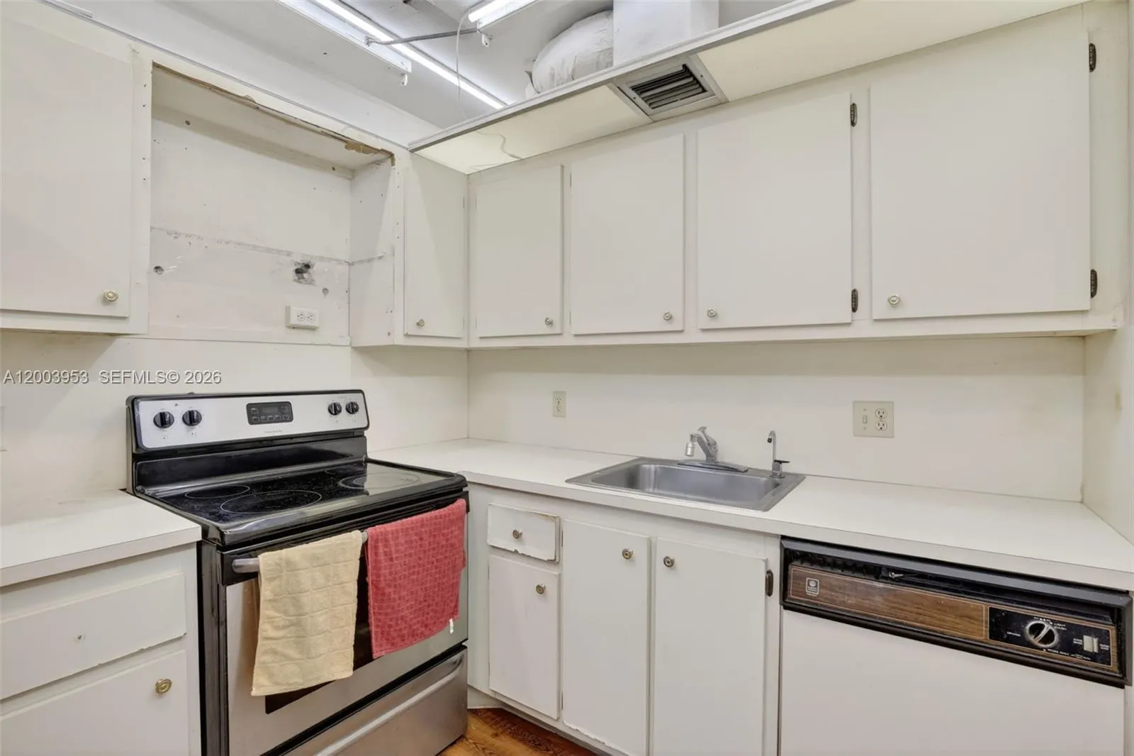 13455 SW 3rd St # 203S, Pembroke Pines FL 33027