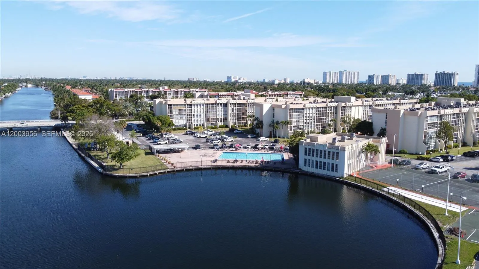851 Three Islands Blvd # 411, Hallandale Beach FL 33009