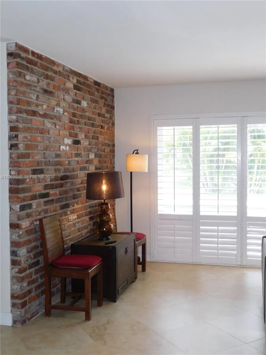 108 NE 30th St, Wilton Manors FL 33334