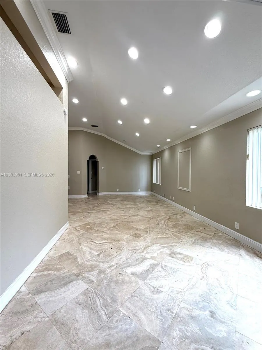 1630 Van Buren St, Hollywood FL 33020