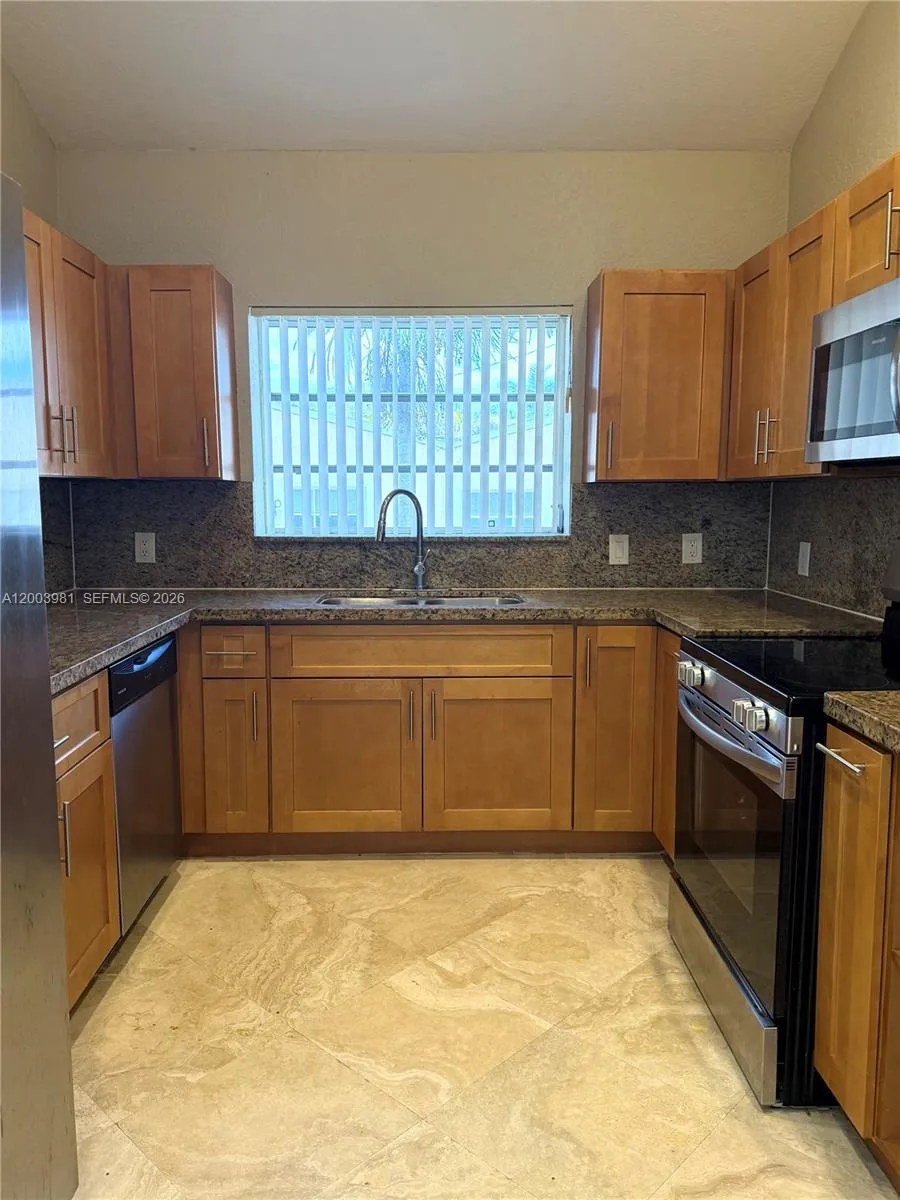 1630 Van Buren St, Hollywood FL 33020