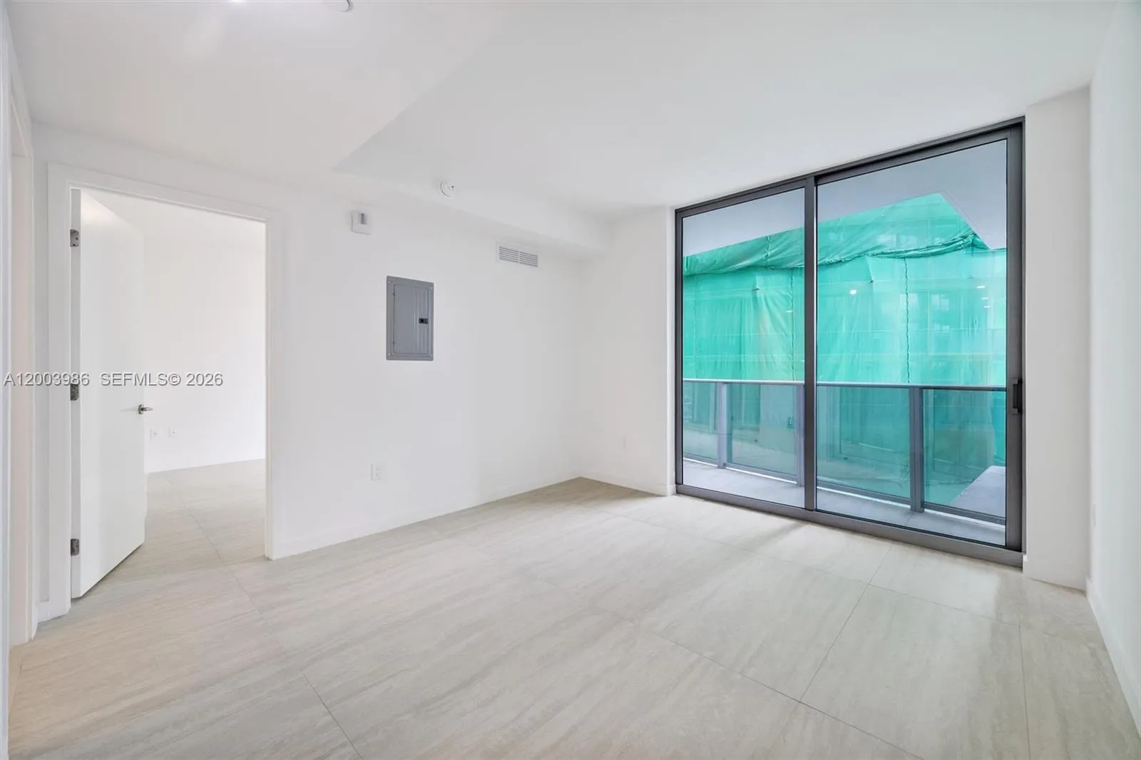 77 SE 5th Street # 3005, Miami FL 33131