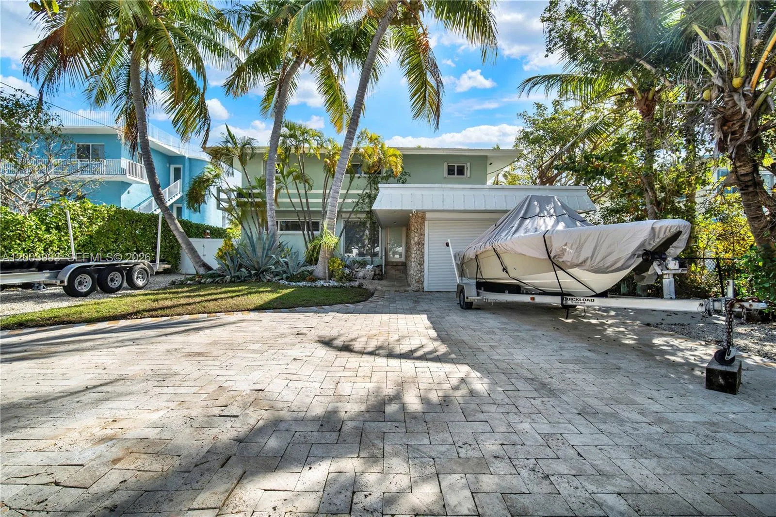 69 Shoreland Dr, Key Largo FL 33037