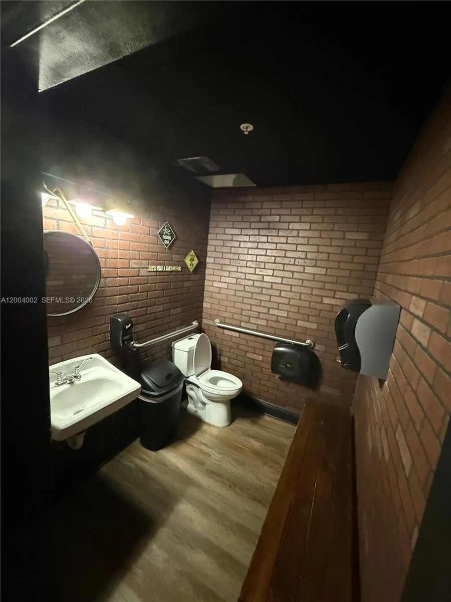 Barbershop SW 127th Ave, Cutler Bay FL 33177