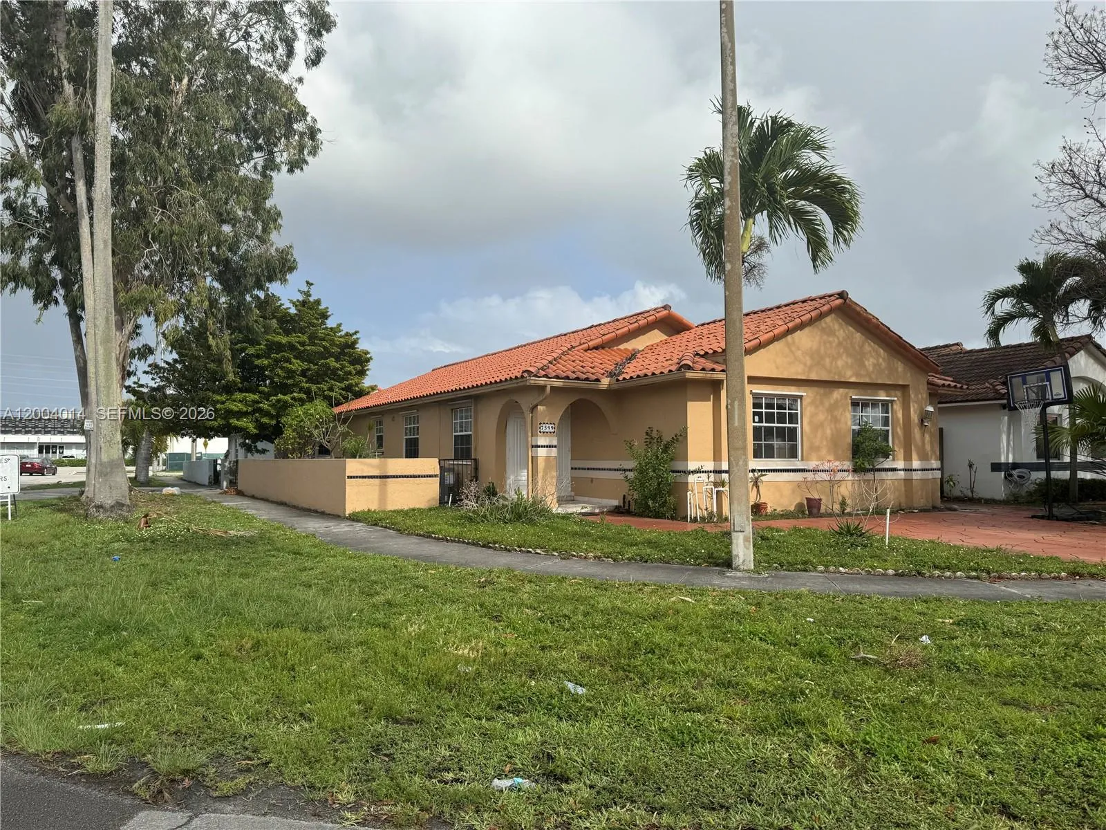7599 W 4th Ct, Hialeah FL 33014