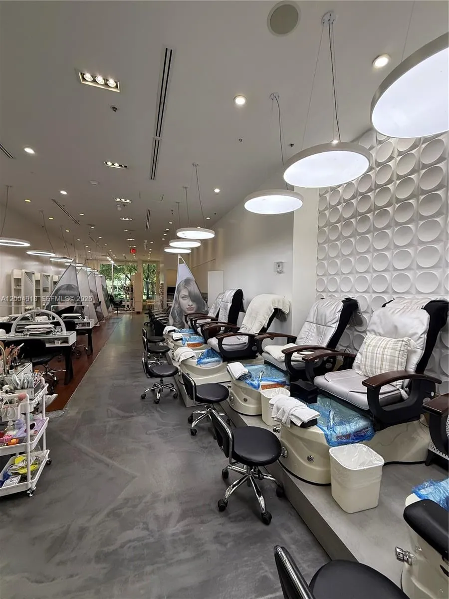 Beauty Salon & Spa in Brickell, Miami FL 33131