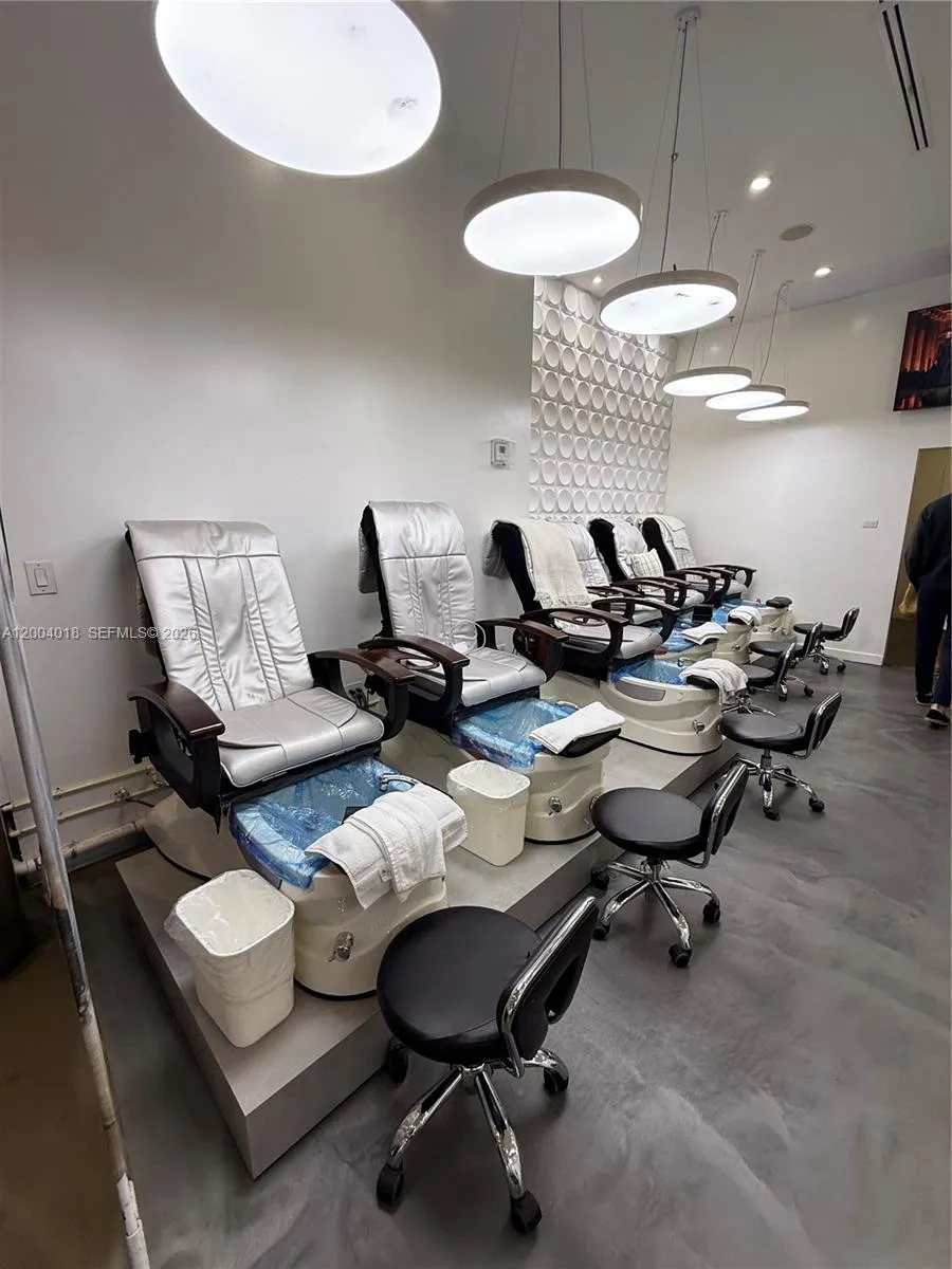 Beauty Salon & Spa in Brickell, Miami FL 33131