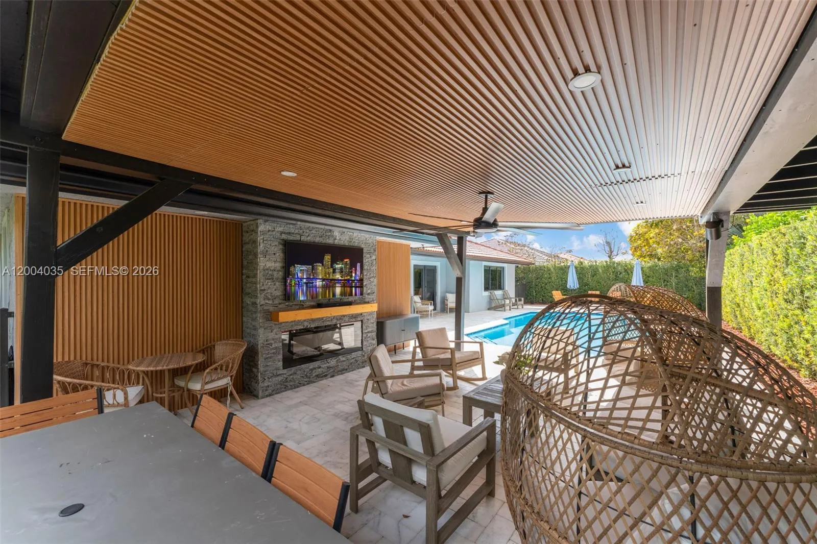 15465 SW 114 ST, Miami FL 33196