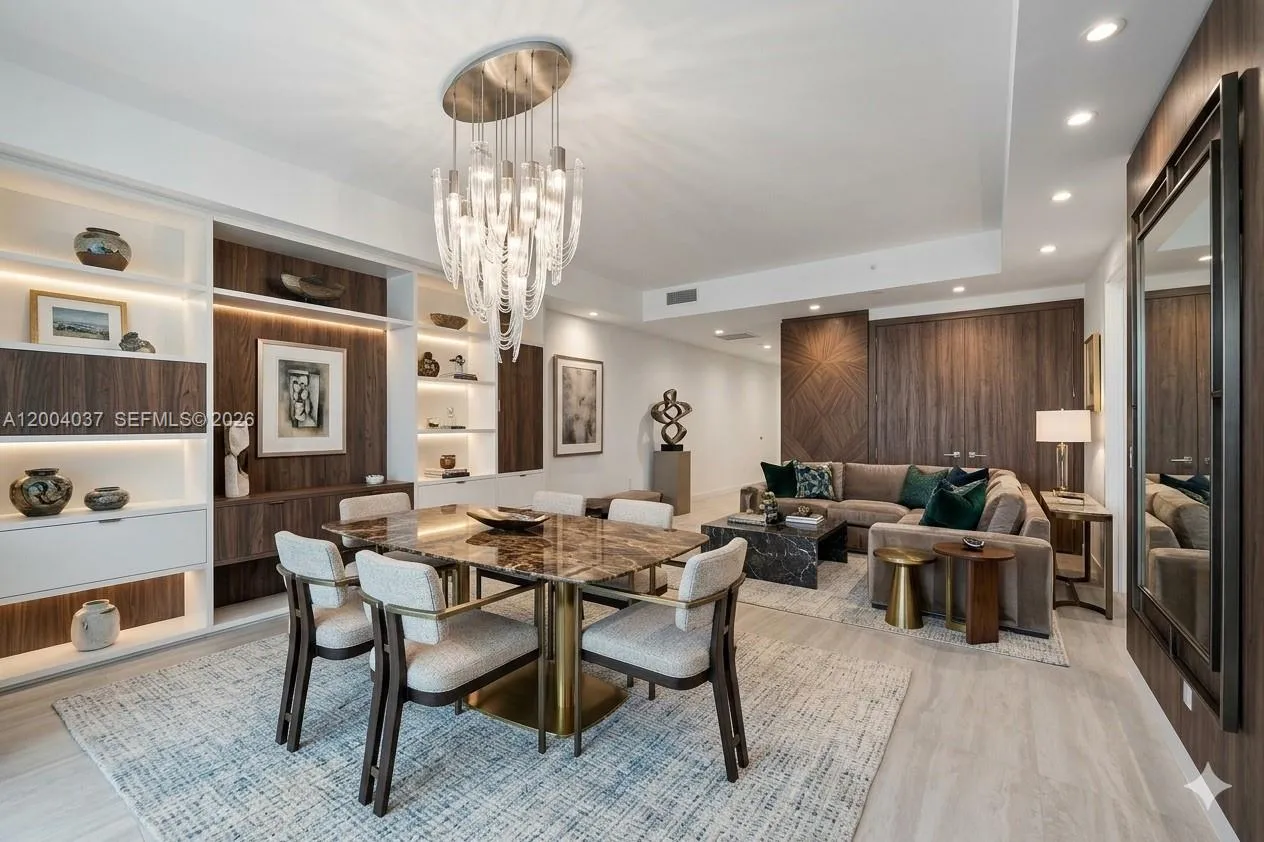 77 SE 5th Street # 2614, Miami FL 33131