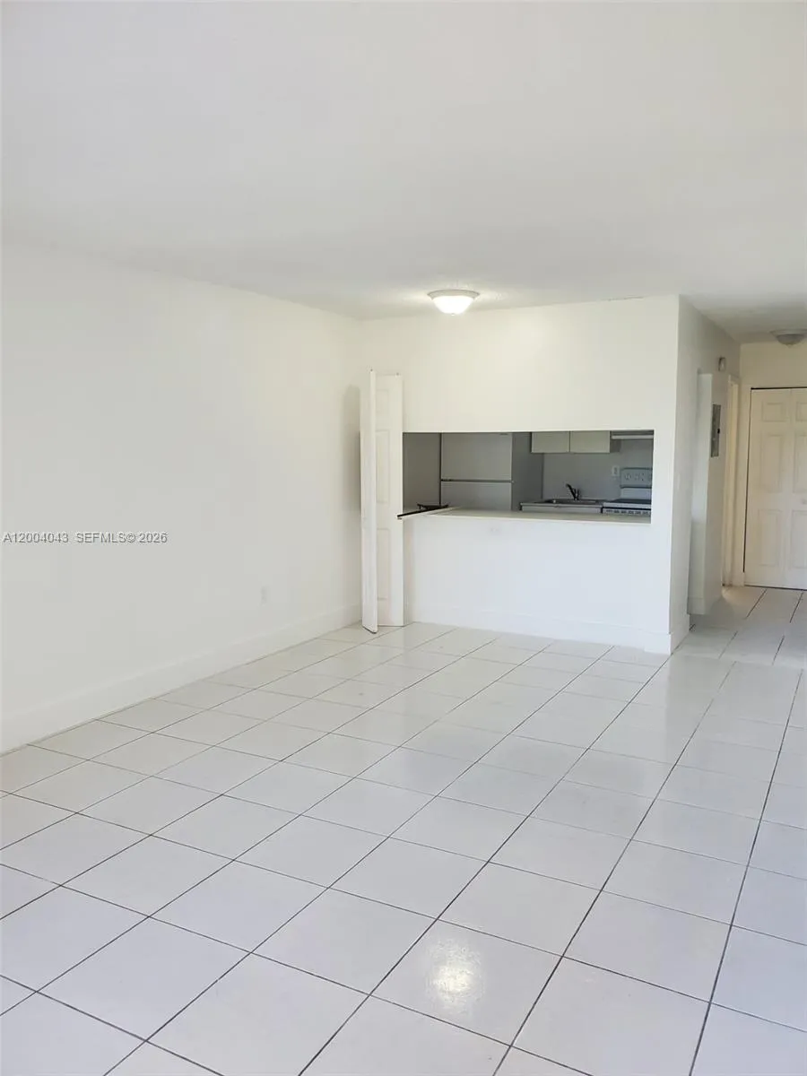 251 NW 177th St # 109, Miami Gardens FL 33169