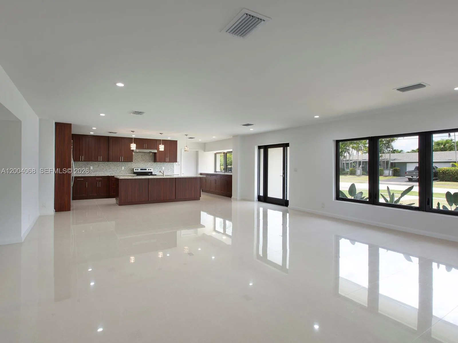 8790 SW 85th St, Miami FL 33173