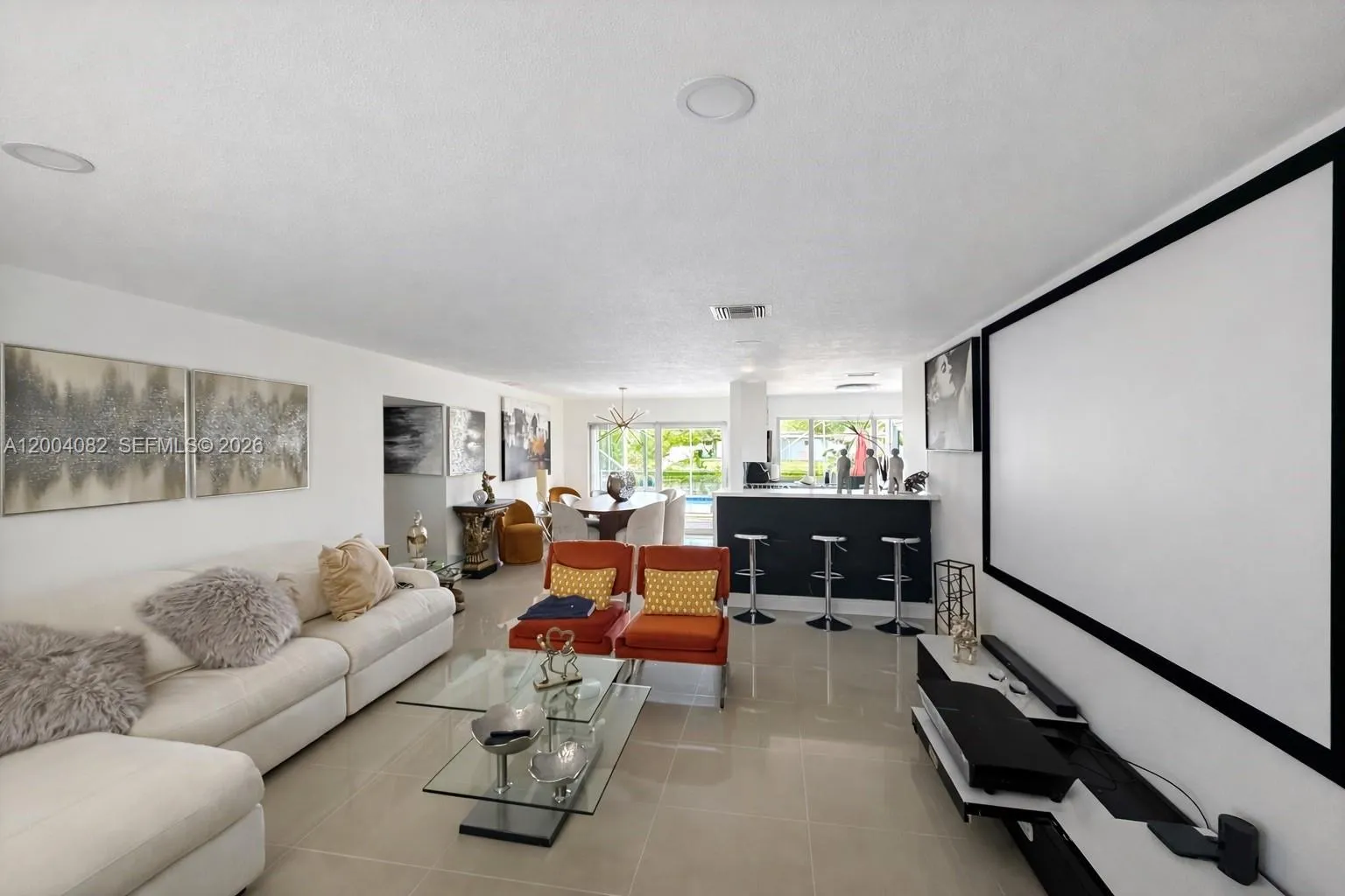 8085 NW 21st St, Sunrise FL 33322