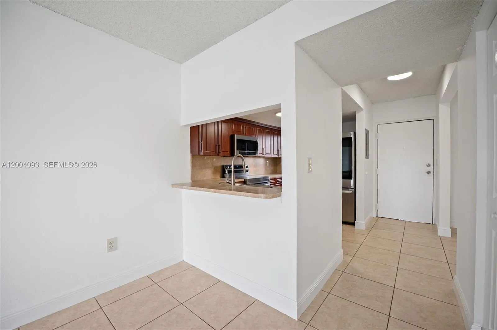 9915 W Okeechobee Rd # 403, Hialeah Gardens FL 33016