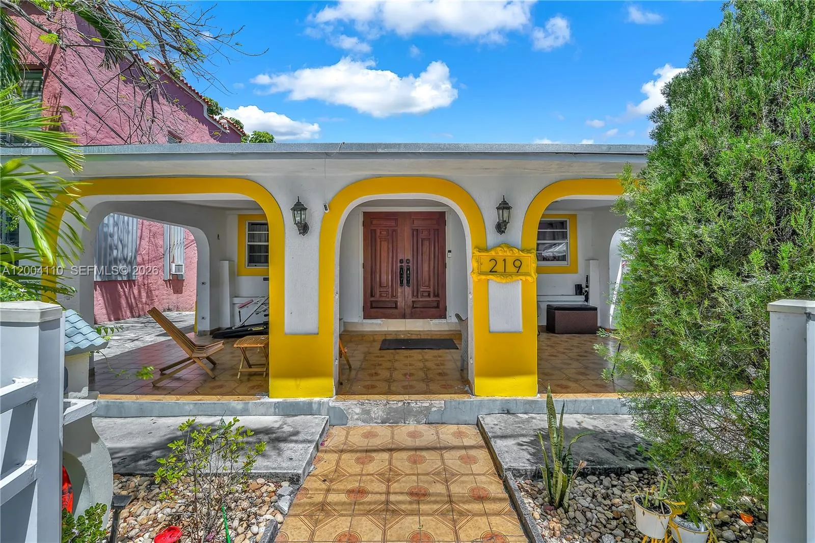 219 SW 6th Ave, Miami FL 33130