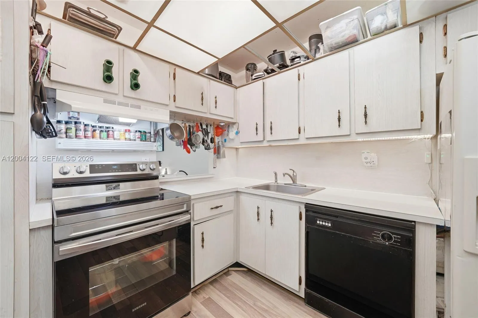 3190 Holiday Springs Blvd # 306, Margate FL 33063