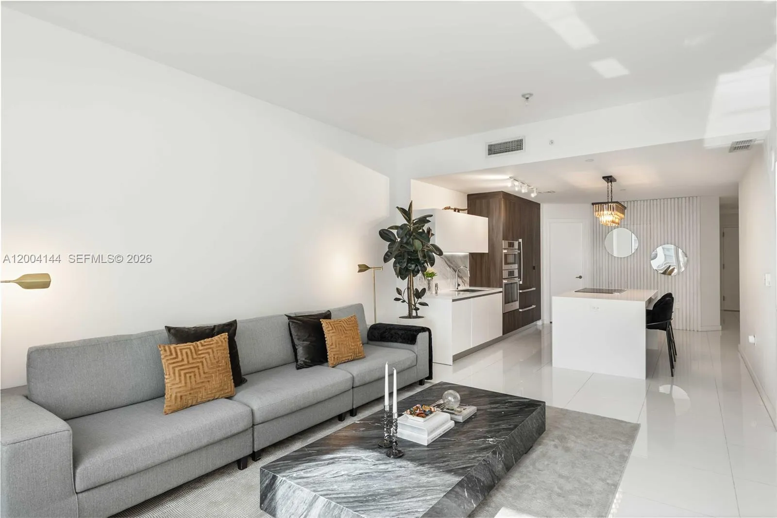 851 NE 1st Ave # 4405, Miami FL 33132