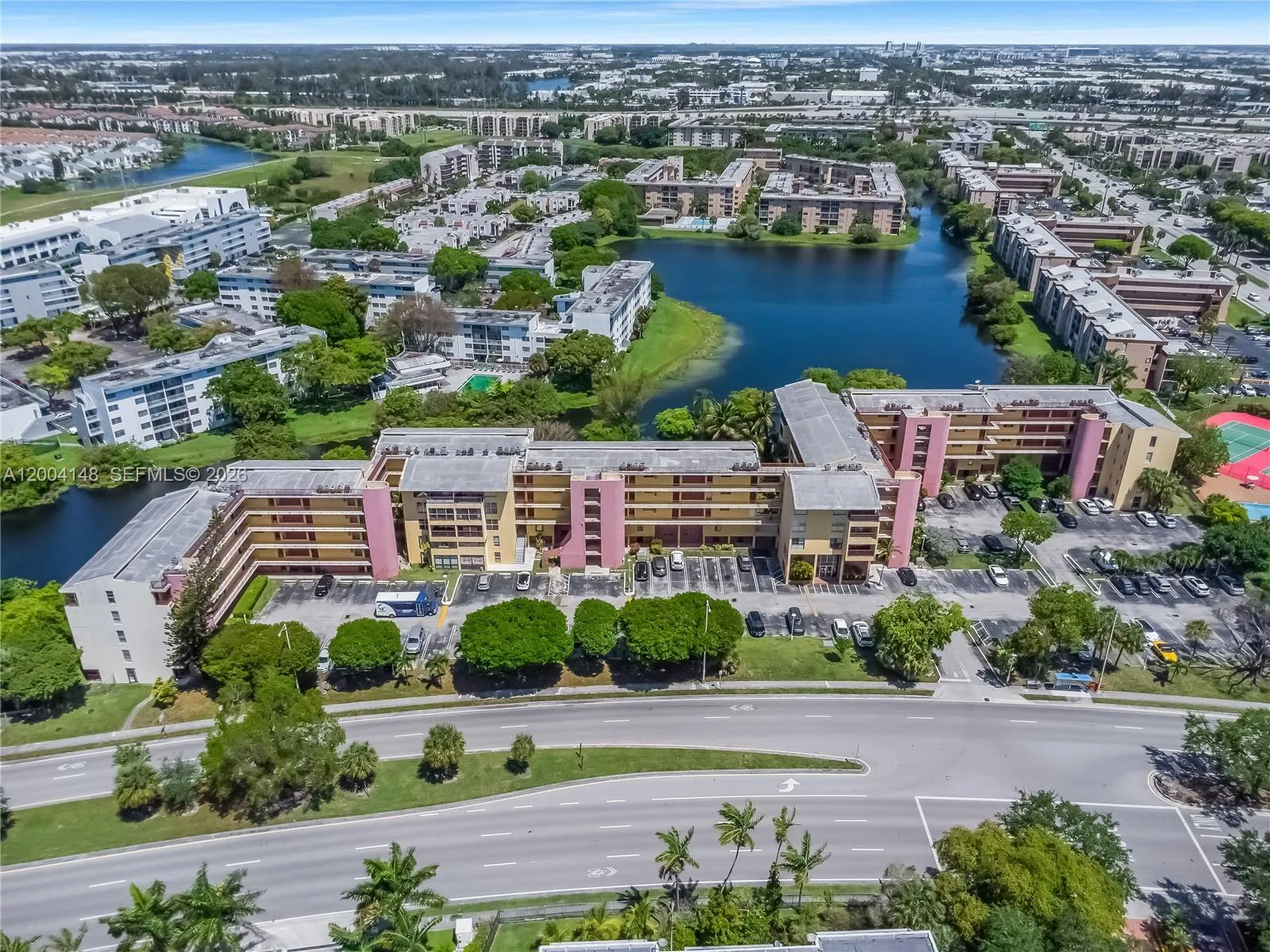 8775 Park Blvd # 406, Miami FL 33172