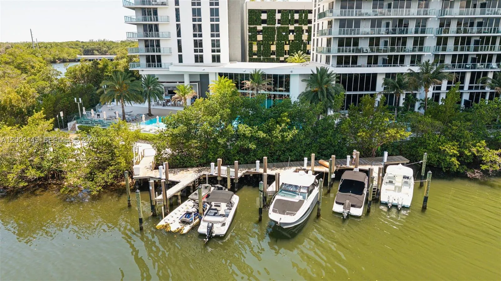 16385 Biscayne Blvd # 3001, North Miami Beach FL 33160