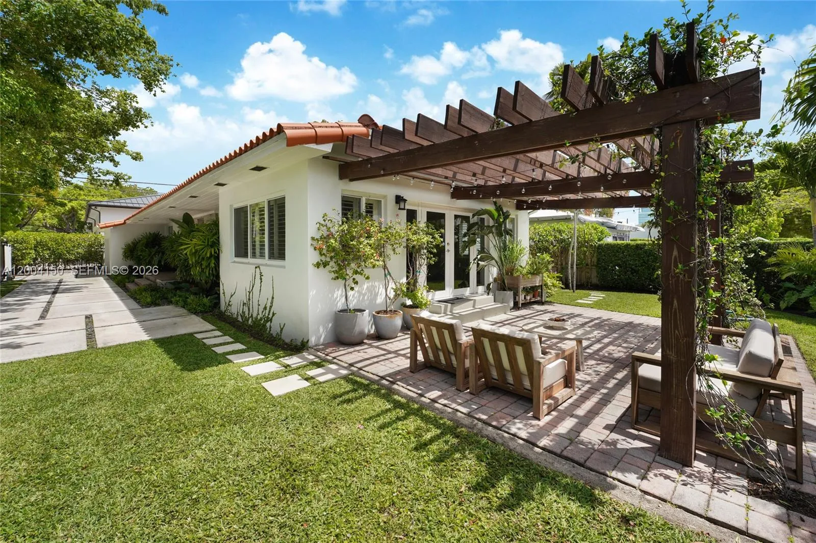 2225 SW 19th Ave, Miami FL 33145