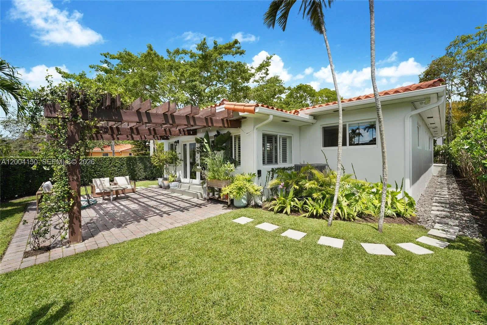 2225 SW 19th Ave, Miami FL 33145