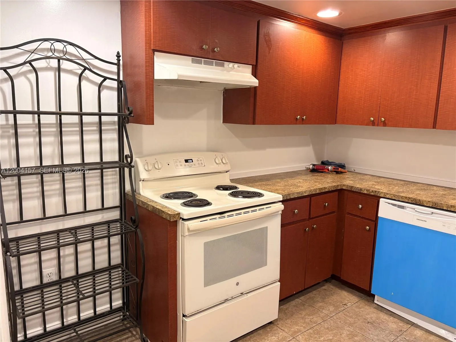 4168 Inverrary Dr # 408, Lauderhill FL 33319