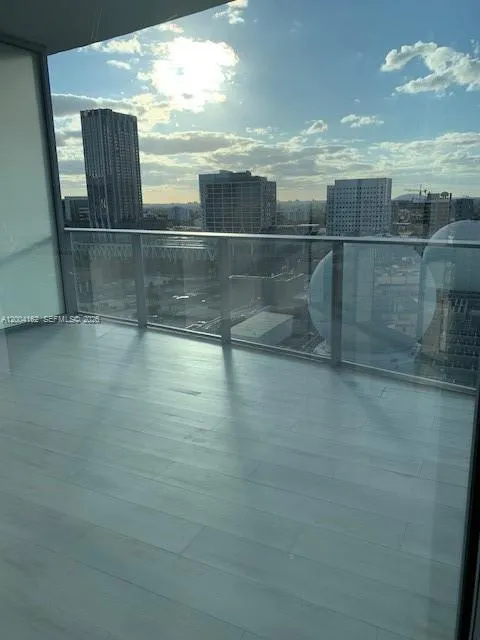 851 NE 1st Ave # 2110, Miami FL 33132