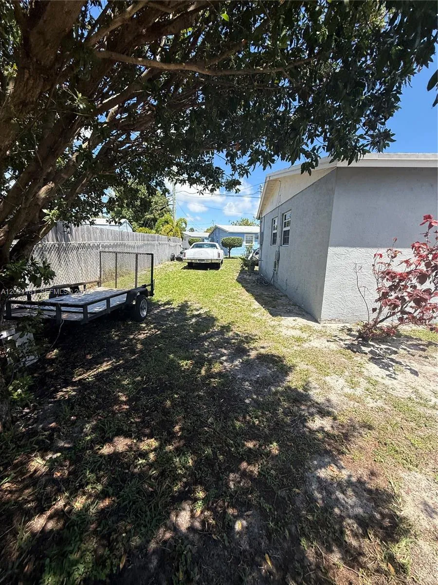 1701 NW 6th Ave, Pompano Beach FL 33060