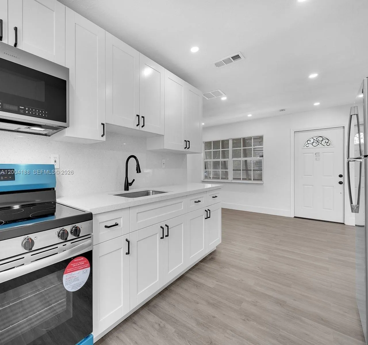 3050 NE 13th Ave, Pompano Beach FL 33064