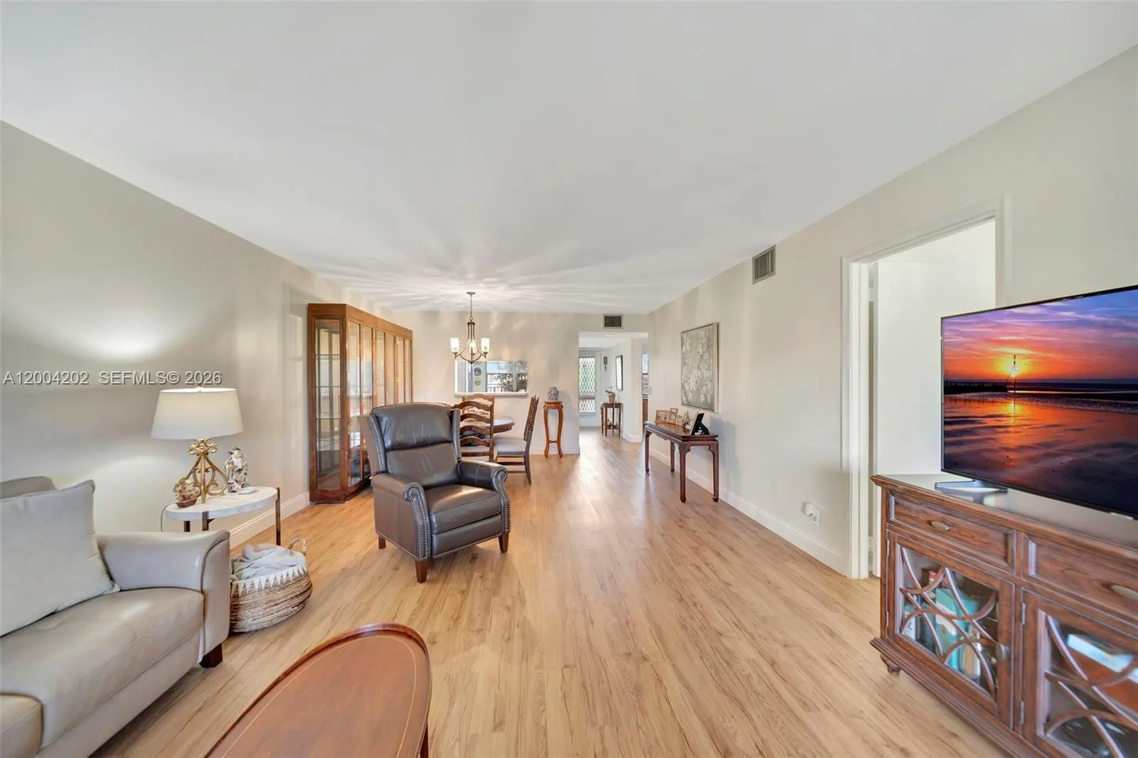 701 SW 128th Ave # 207F, Pembroke Pines FL 33027
