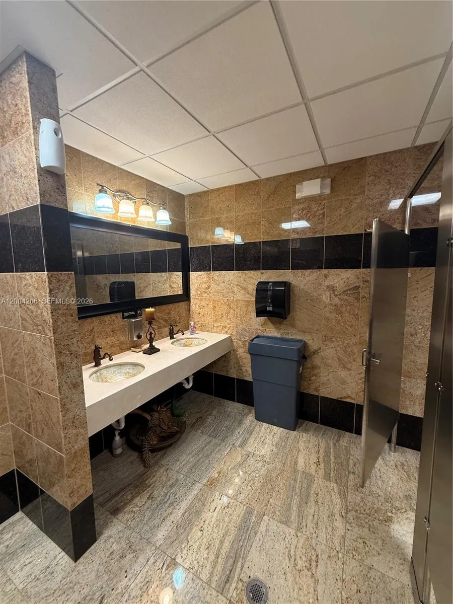 11504 W Sample Rd # 6, Coral Springs FL 33065