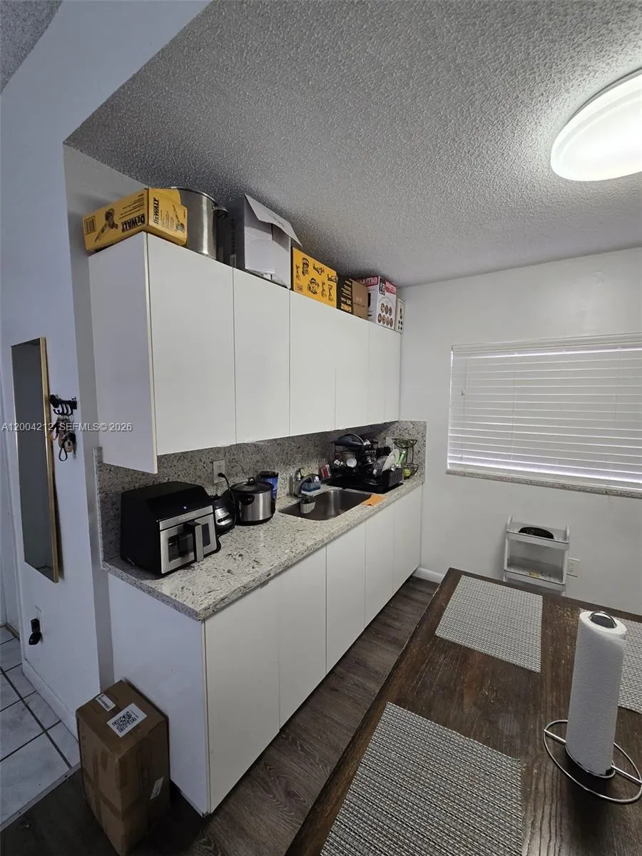 6370 W 27th Ct # 38, Hialeah FL 33016