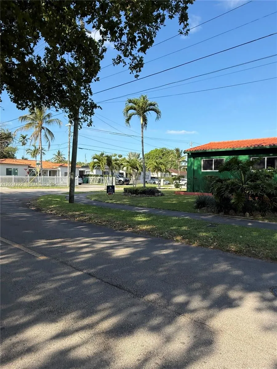 540 SW 39th Ave, Miami FL 33134