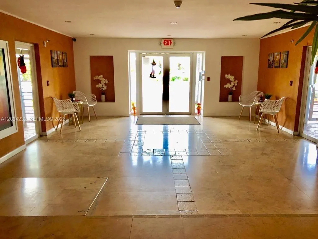 16851 NE 35TH AVE # 27, North Miami Beach FL 33160