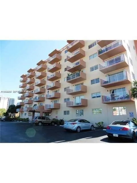 2200 E Hallandale Beach Blvd # 303, Hallandale Beach FL 33009